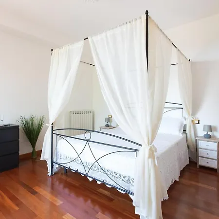 Il Giardino Degli Incanti Bed & Breakfast SantʼElpidio a Mare