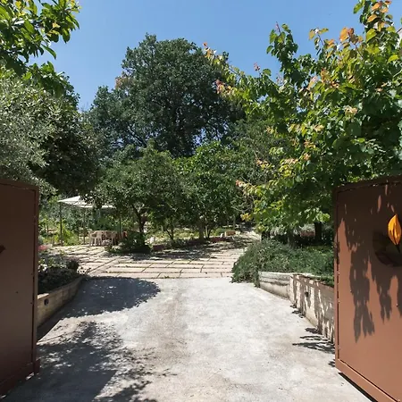 Bed & Breakfast Il Giardino Degli Incanti 3*