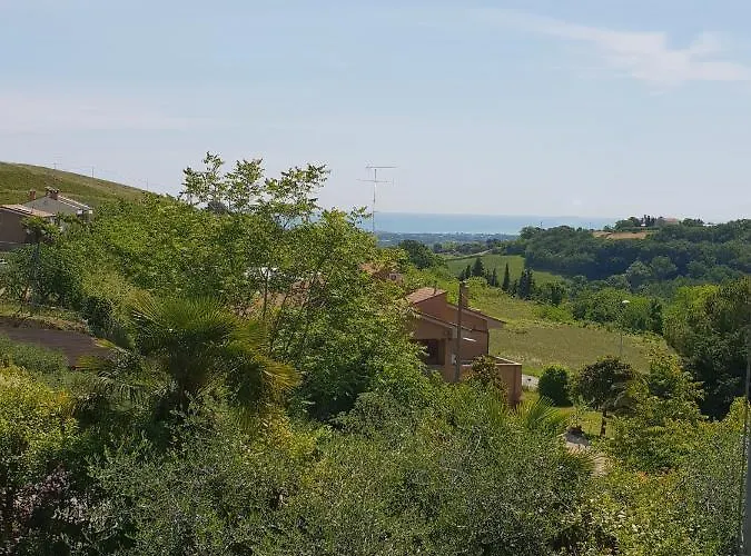 Il Giardino Degli Incanti Bed & Breakfast SantʼElpidio a Mare